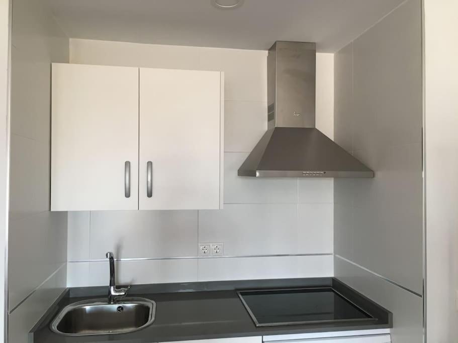 Moderno Apartamento En Bahia Sur San Fernando Bagian luar foto